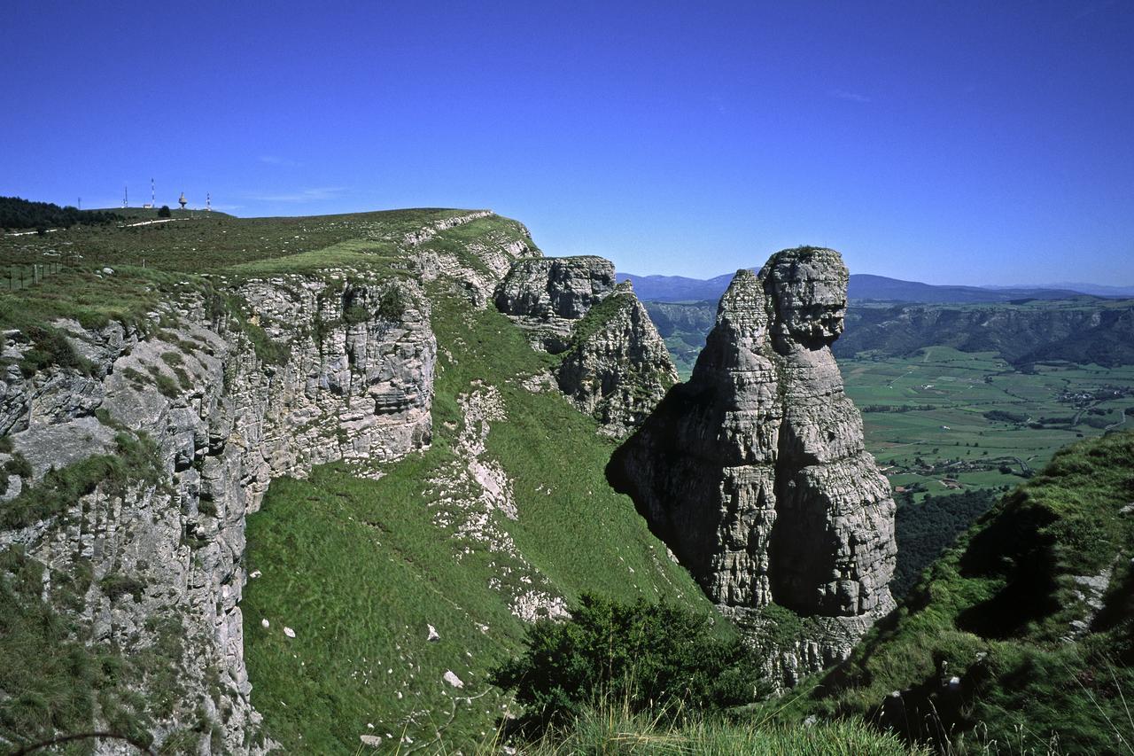 Ciudad De Orduña Kültér fotó