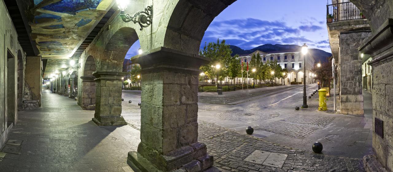Ciudad De Orduña Kültér fotó